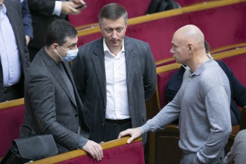 Держбюджет-2022 ухвалено: Сергій Лабазюк назвав плюси та мінуси головного кошторису країни 