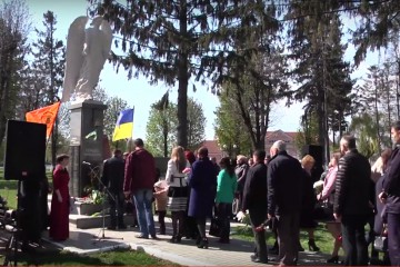 У Хмельницькому та Волочиському районах відбулися  пам’ятні заходи до 31 річниці аварії на ЧАЕС