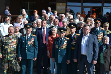 Напередодні Днів пам’яті, примирення та Дня перемоги Сергій Лабазюк зустрівся з ветеранами Хмельницького