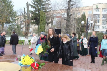 У Хмельницькому та Волочиському районах вшанували воїнів Другої світової