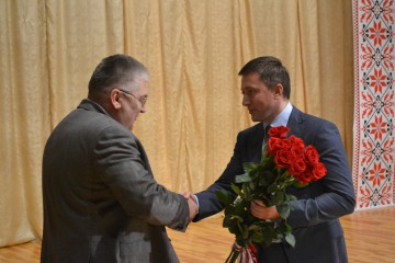 У Хмельницькому та Волочиському районах народний депутат Сергій Лабазюк привітав трударів ранньої зорі