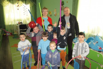 Майданчик та спортивний інвентар для малечі Хмельницького району