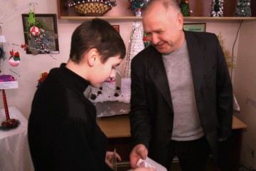 Нагородження переможців конкурсу «Новорічні іграшки»