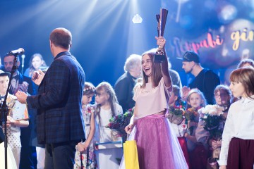 Разом підтримаємо Хмельничан на Всеукраїнському фіналі конкурсу «Яскраві діти України»