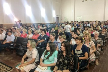 Всіх медиків 188-го округу привітав із професійним святом нардеп Сергій Лабазюк