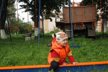 Двома дитячими майданчиками повнився округ Сергія Лабазюка