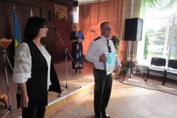 Вартові безпеки приймають вітання та подарунки 