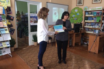 Напередодні професійного свята у благодійному фонді привітали бібліотекарів 