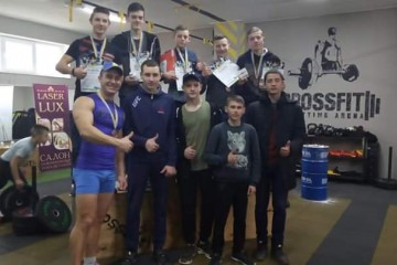 До Волочиська з’їхалися найсильніші люди західної України