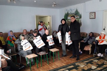 Турбота про стареньких та знедолених 