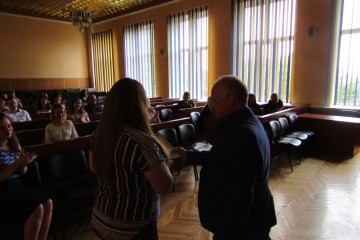 Помічники Сергія Лабазюка привітали державних службовців