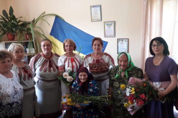 Помічники нардепа привітали мешканок Бубнівки із ювілеєм
