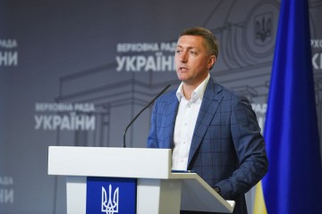Покращення інвестклімату та підтримка фермерів: Сергій Лабазюк прозвітував про рік роботи у Верховній Раді