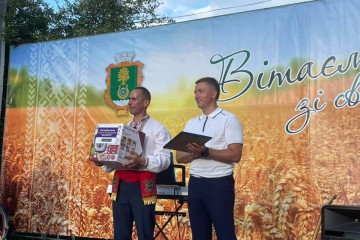 Війтівцям 51 рік! Сергій Лабазюк з подарунками для молодих сімей завітав на гучне свято 