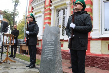 У Хмельницькому заклали наріжний камінь для унікального в Україні меморіалу «Дзвін пам’яті» 