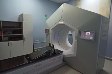 У Хмельницькому онкоцентрі встановили сучасний апарат променевої терапії 