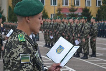 5 вересня першокурсники НАДПСУ ім. Б. Хмельницького склали присягу на вірність народові України