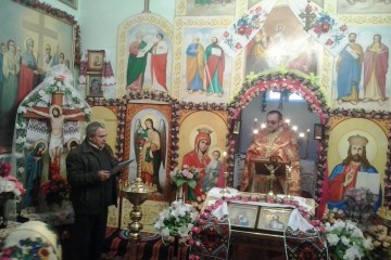 Храм на селі  - означає життя, віра для людини означає майбутнє