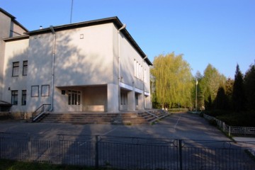 Благодійний фонд  «Ми поруч» подовжує підтримувати освітянські заклади на селі.