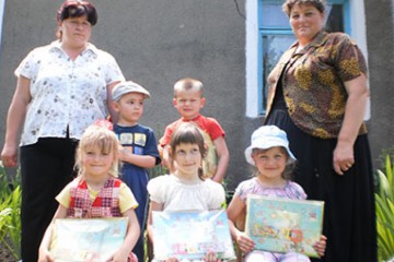 Більше 2 тисяч випускників дитячих садків отримали подарунки від Благодійного фонду «Ми поруч» 