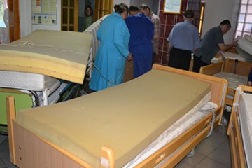 Благодійний фонд Сергія Лабазюка «Ми поруч» подарував медичним  закладам краю 10 функціональних ліжок