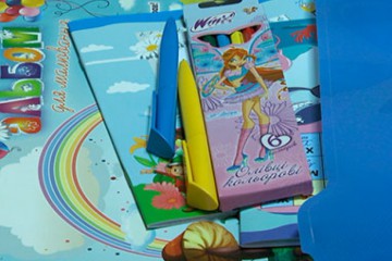 Останній дзвінок із подарунками для наймолодших випускників