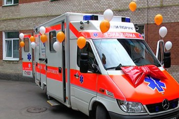 Парк реанімобілів у центрі первинної медико-санітарної допомоги  при районній центральній лікарні поповнився новим Mercedes-Benz