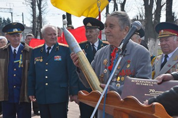 Сергій Лабазюк привітав подолян з 70-ю річницею визволення від фашистів