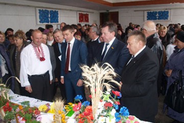 Схиляємо голови перед аграріями