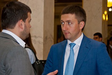 Янукович може помилувати Тимошенко без парламенту – позафракційний депутат
