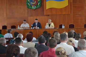 Засідання освітян продовжуються