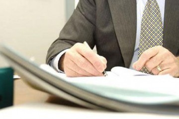 Затіявши приватизацію, влада продовжує корупційні схеми