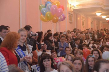 Сергій Лабазюк привітав випускників шкіл м. Хмельницького